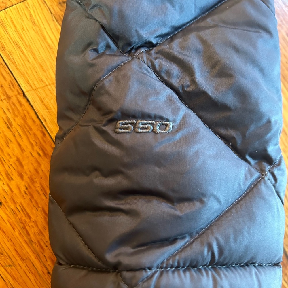 The North Face 550 Gray Transit Puffer Jacket with Hood - Picture 5 of 8